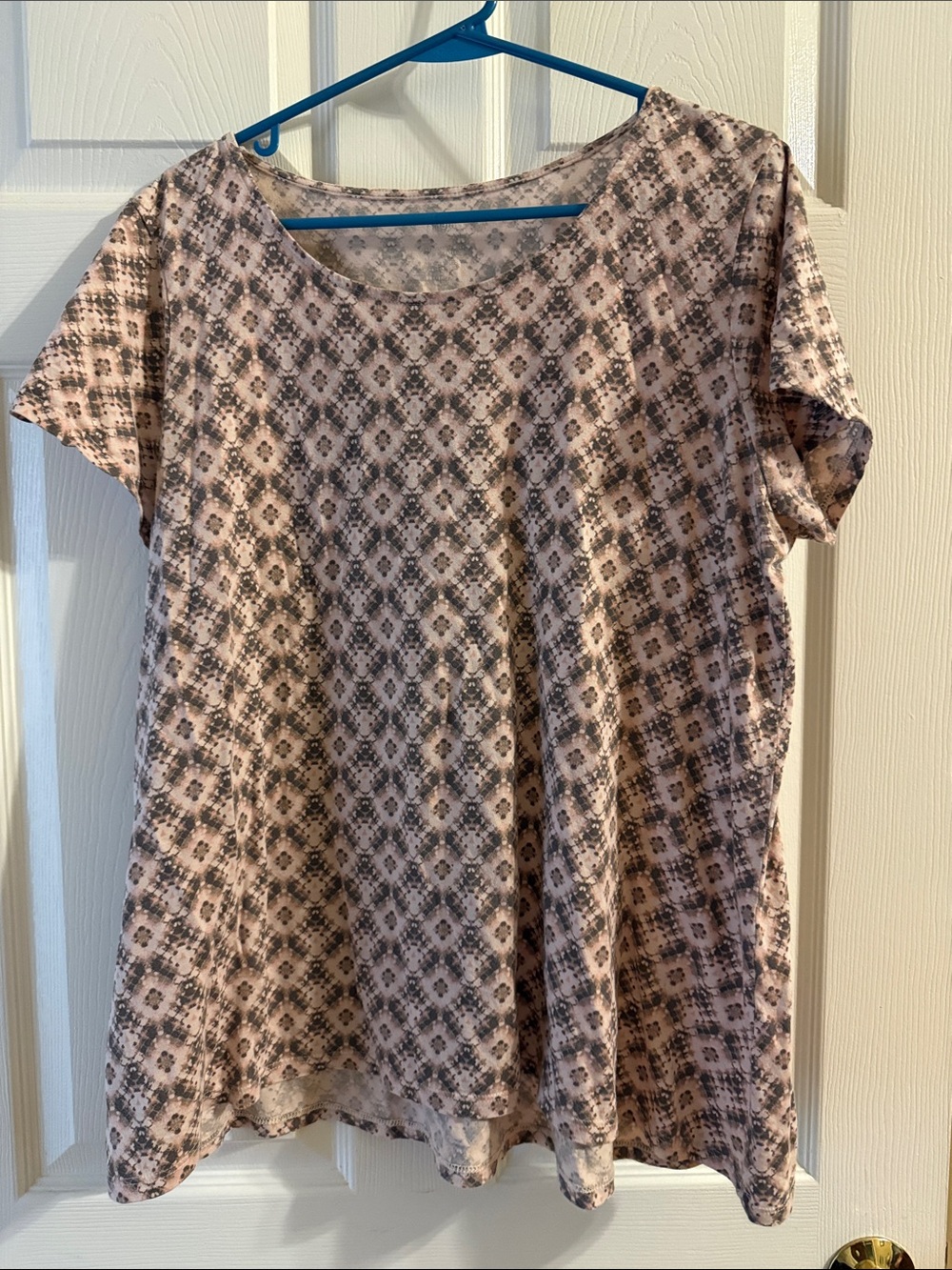 Women's Short Sleeve Blush Pink Patterned Blouse